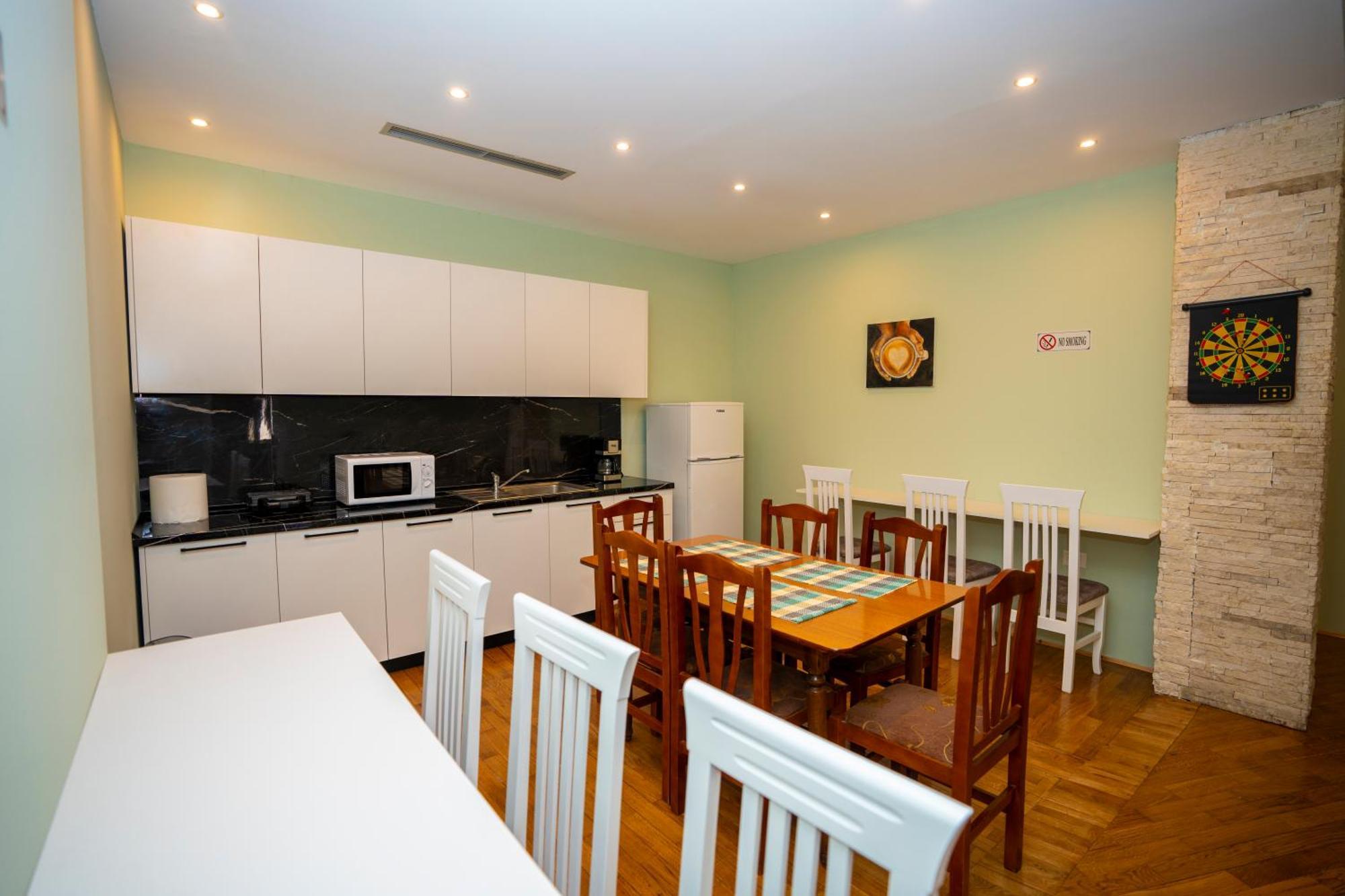 Terrace & Lounge Bar Hostal
