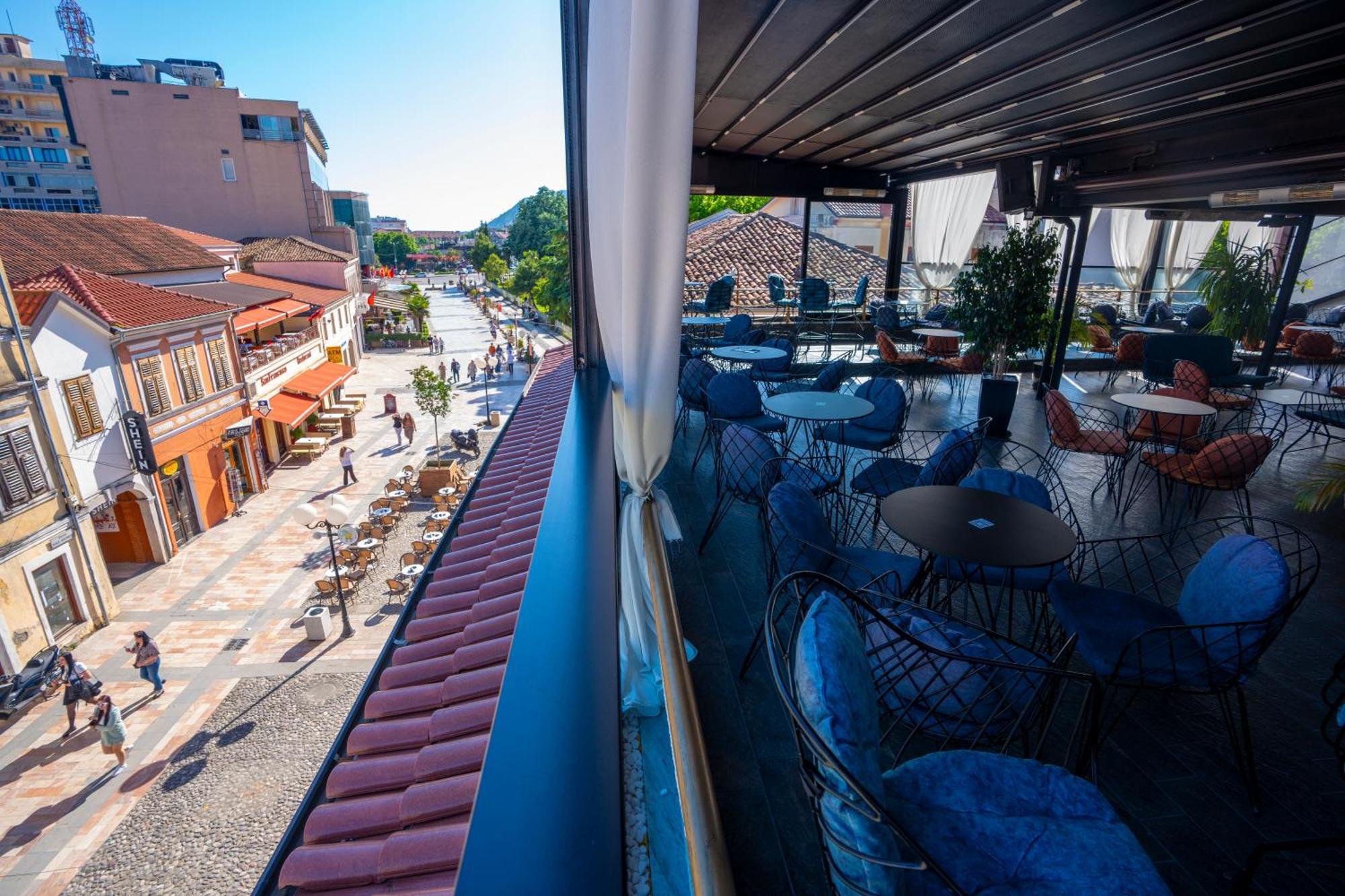 Terrace & Lounge Bar Hostal